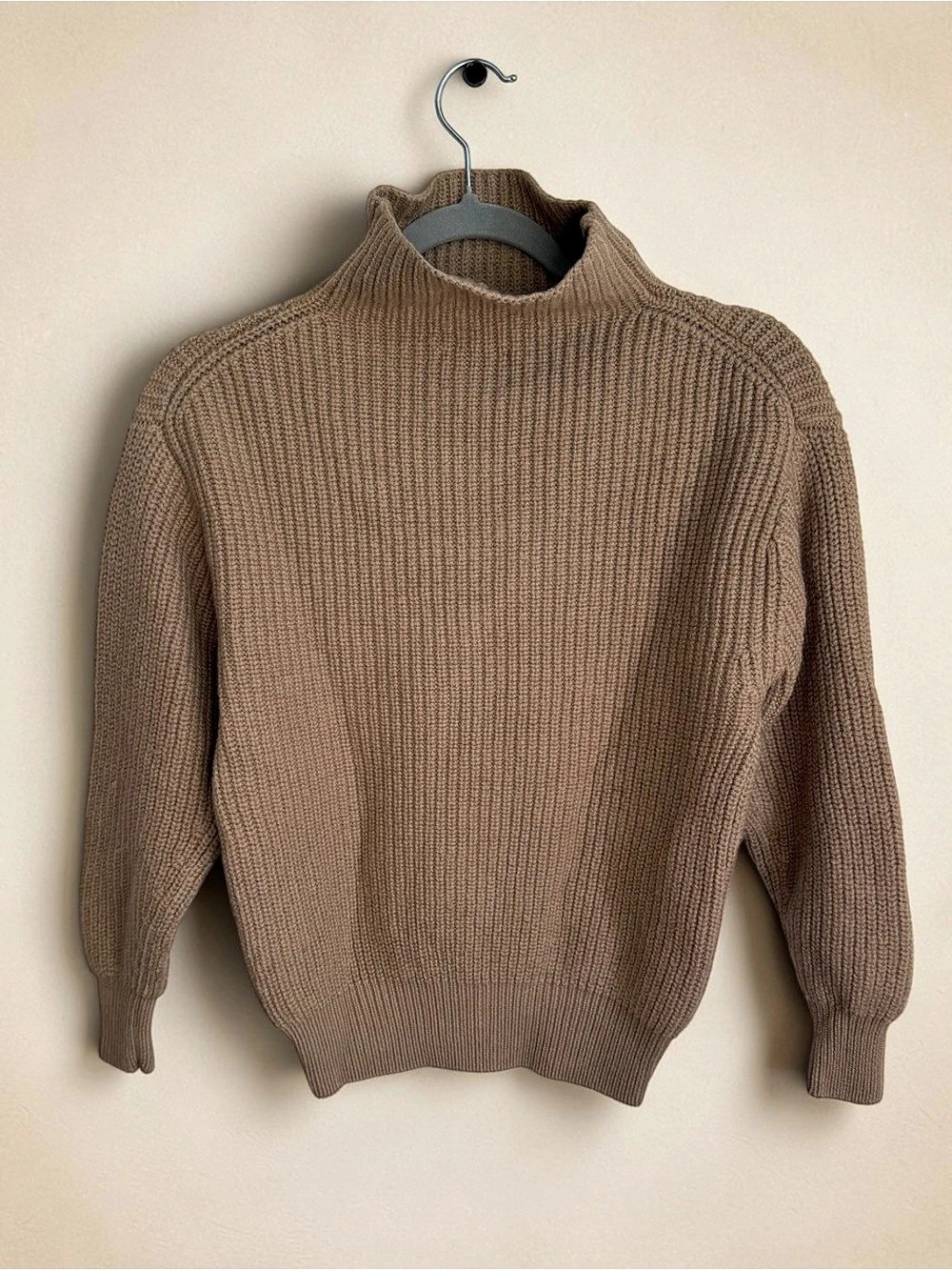 Wilfred Ribbed Turtleneck Sweater Size Small in Brown